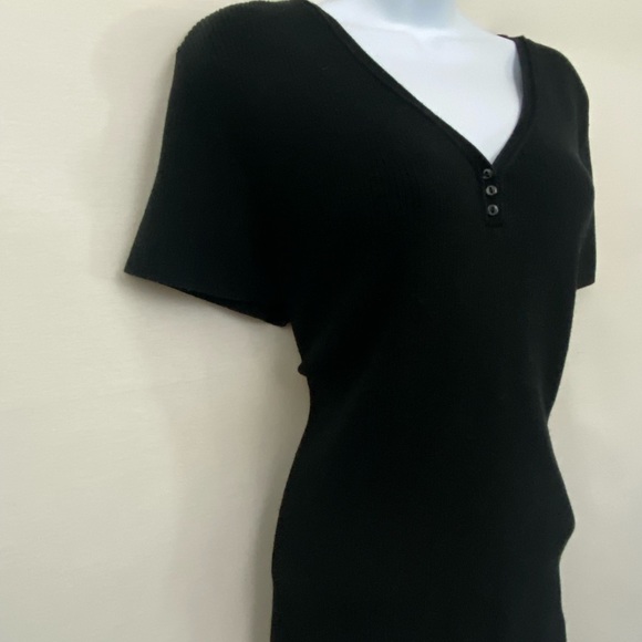 ⭐3/$21 XL Ribbed stretchy sweater [Faded Glory] black short-sleeved V-neck - Picture 4 of 14